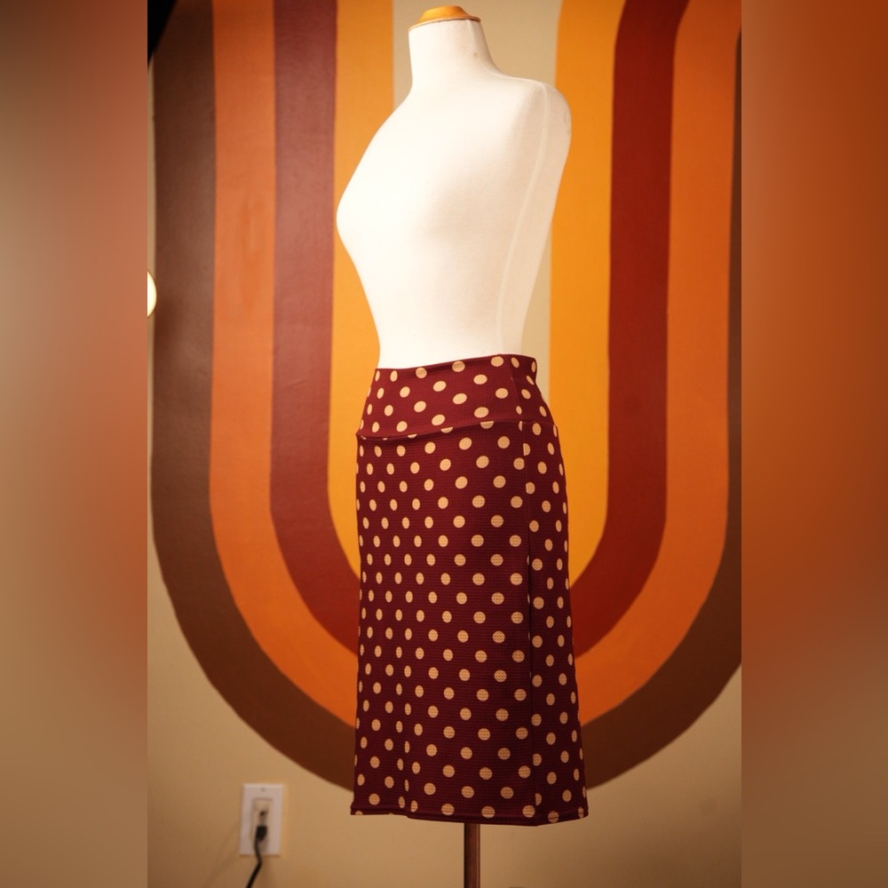Fifties inspired red and cream white polka dot wiggle pencil skirt